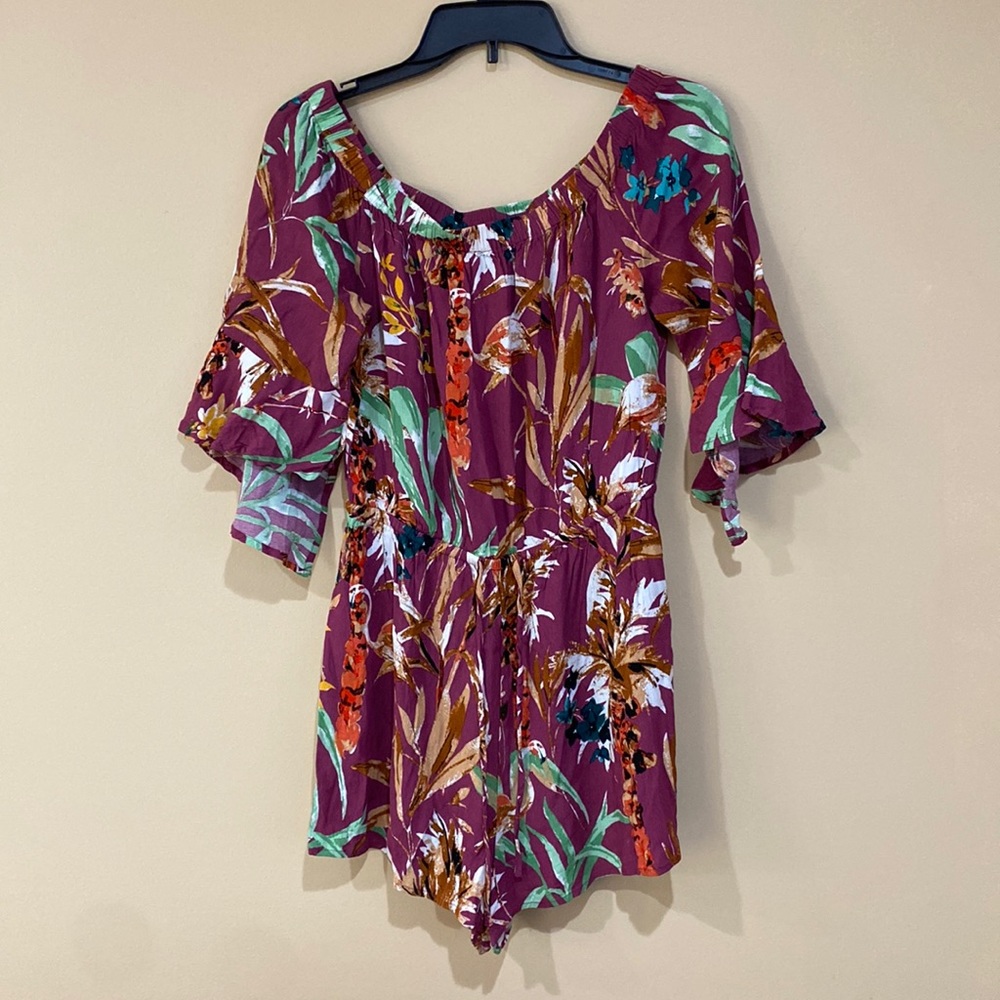 Express off shoulder Floral Romper